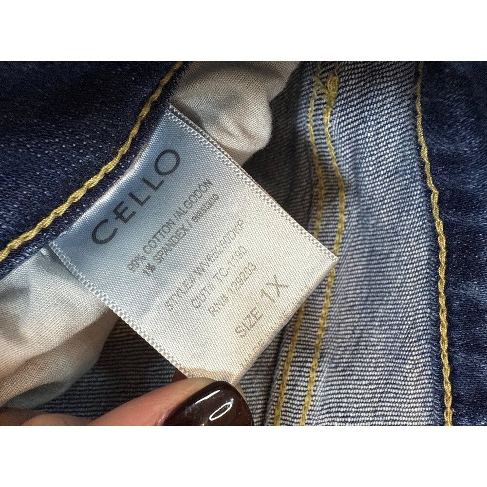 Ms. Cello 1X Distressed Denim Shorts With Frayed Hem & Pockets (HH235) - Picture 8 of 8